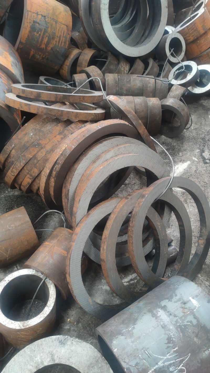 大同大同大同42CrMo无缝钢管切割