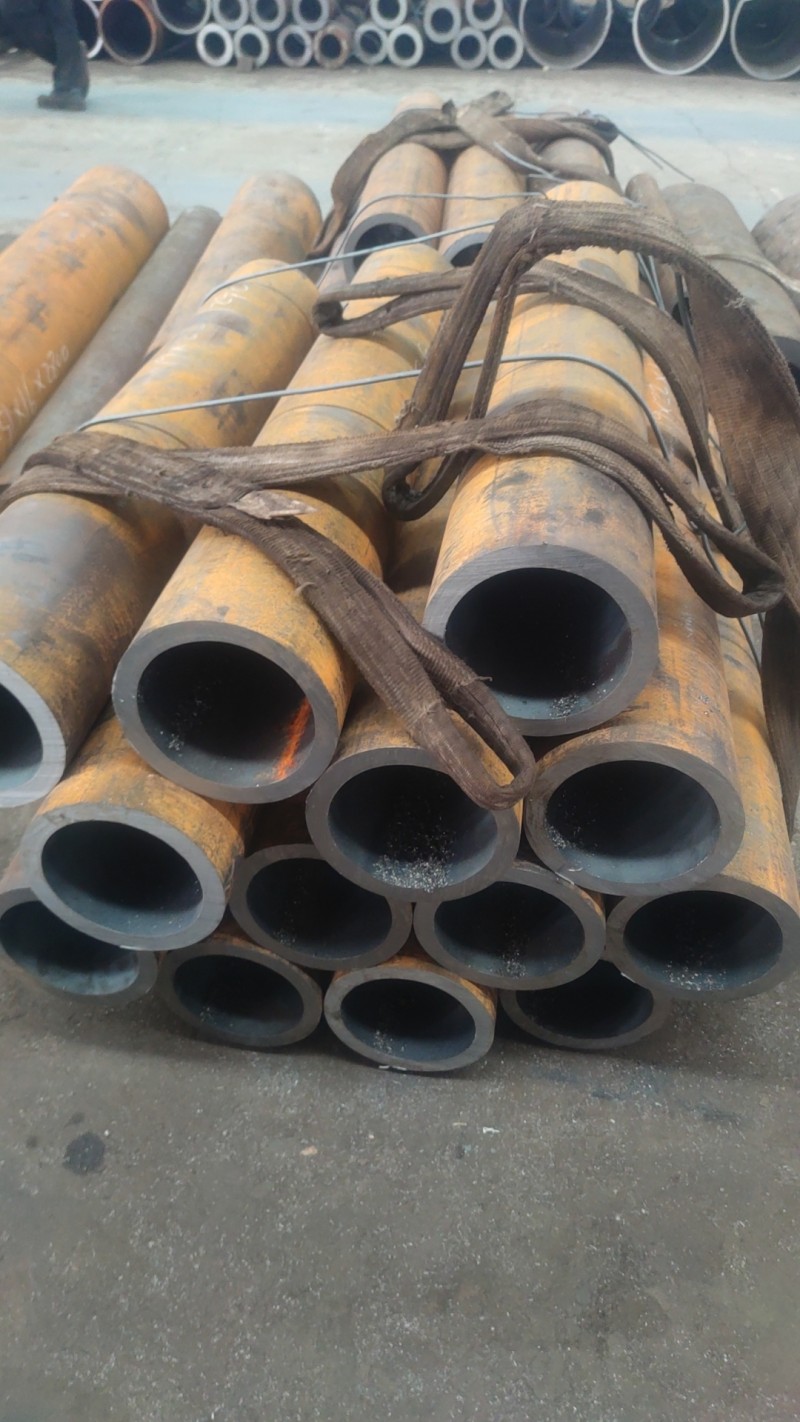 大同大同大同15CrMoG无缝钢管切割